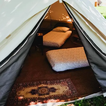 Tente Dortoir Partagee, Surf Camp Pays Basque Saint-Jean-de-Luz